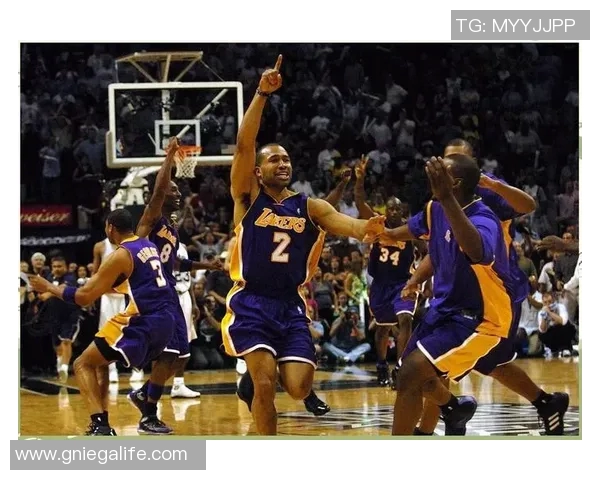 历史上那些令人热血沸腾的篮球明星绝杀瞬间视频回顾